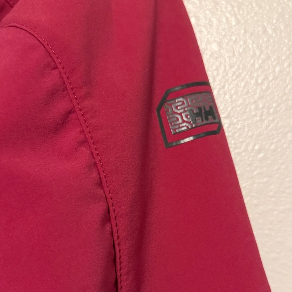 Helly Hansen Women's Maroon Softshell Jacket With… - image 3